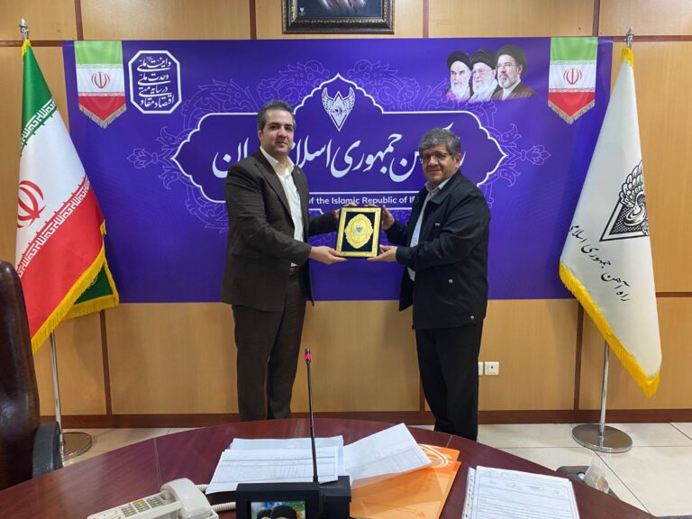 تقدیر راه آهن از مدیرکل دفتر حقوقی